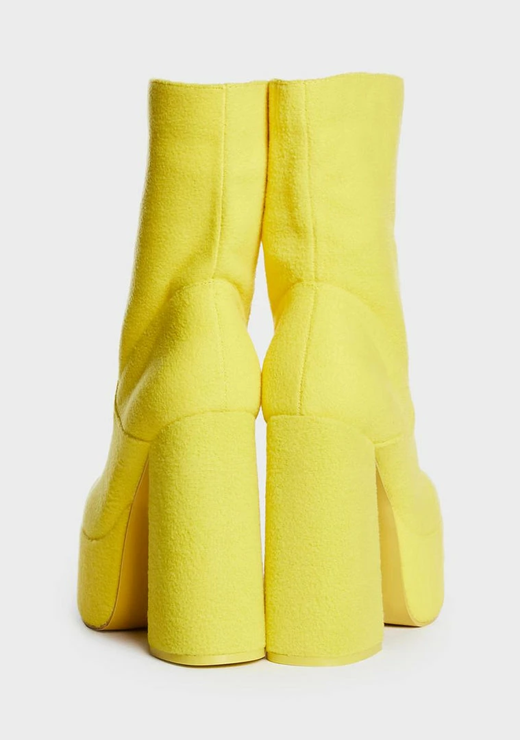 Deals 👍 Koi Footwear X Teletubbies Yellow Platform 🥾 Boots 🥰 6 Koi Footwear X Teletubbies Yellow Platform Boots