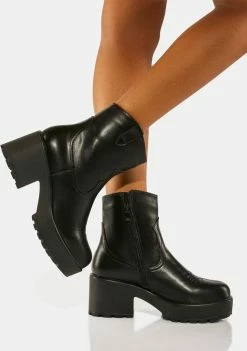 Koi Footwear Durango Western Ankle Boots