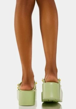 Koi Footwear Green Blooming Daisy Platform Sandals